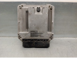 Recambio de centralita motor uce para dodge caliber 2.0 16v crd cat referencia OEM IAM P05187449AC 0281013693 BOSCH