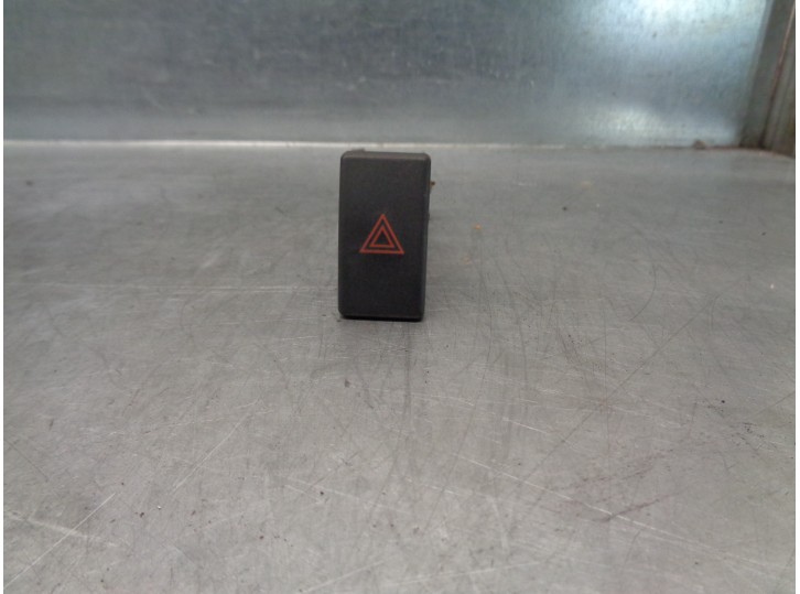 Recambio de warning para toyota avensis berlina (t25) 1.8 sol sedán (4-ptas.) referencia OEM IAM 157963  