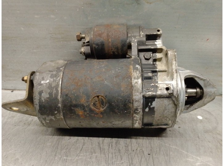 Replacement starter motor for BMW 3 Series (E21) 2.3 OEM IAM reference 1005823339 0001311125 BOSCH
