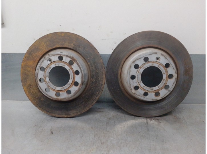 Recambio de disco freno trasero para volkswagen passat variant (365) 2.0 tdi referencia OEM IAM 1K0615601N 