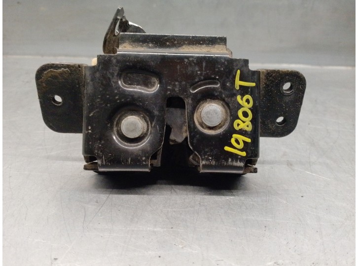 Replacement trunk / tailgate lock for Dodge Caliber 2.0 16V CRD CAT OEM IAM reference 4589176AB 4 PINS 5 DOORS