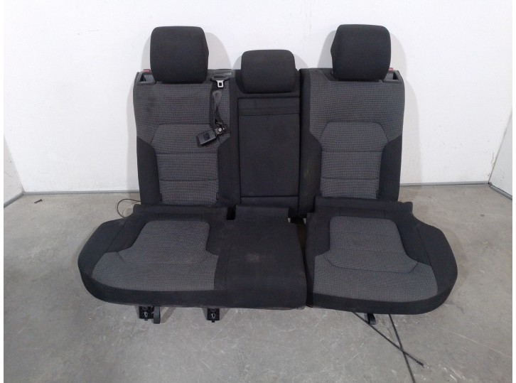 Recambio de asientos traseros para volkswagen passat variant (365) 2.0 tdi referencia OEM IAM 3AF885504AL TELA NEGRA Y GRIS 5 PU