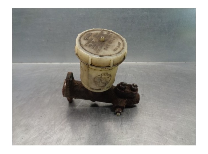 Recambio de bomba freno para renault 4 berlina/familiar/furgoneta 1.1 referencia OEM IAM 21014399  