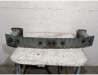 Recambio de refuerzo paragolpes delantero para ford focus berlina (cap) 2.0 tdci cat referencia OEM IAM 1540638 1540638 