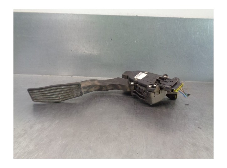 Recambio de potenciometro pedal para kia carnival 2.9 crdi cat referencia OEM IAM 327004DXXX  