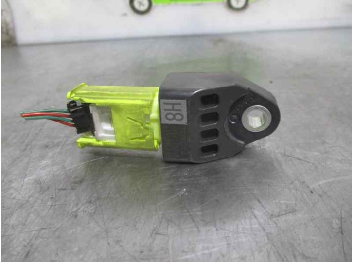 Recambio de sensor impacto para toyota yaris 1.5 16v cat (híbrido) referencia OEM IAM 898310D060 DENSO