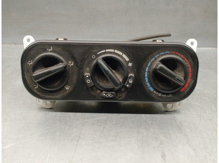 Recambio de mando calefaccion / aire acondicionado para dodge caliber 2.0 16v crd cat referencia OEM IAM P55111874AC 