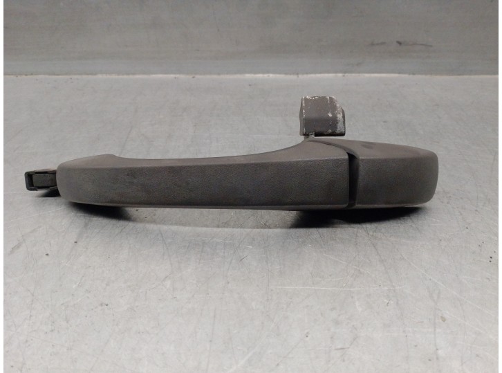 Replacement rear left exterior door handle for dodge caliber 2.0 16v crd cat OEM IAM reference 5074194AD 5 DOORS
