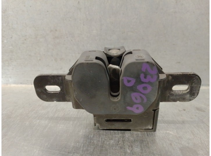 Replacement hood latch for Volvo S60 II (134) D4 OEM IAM reference 31299868 31356006 