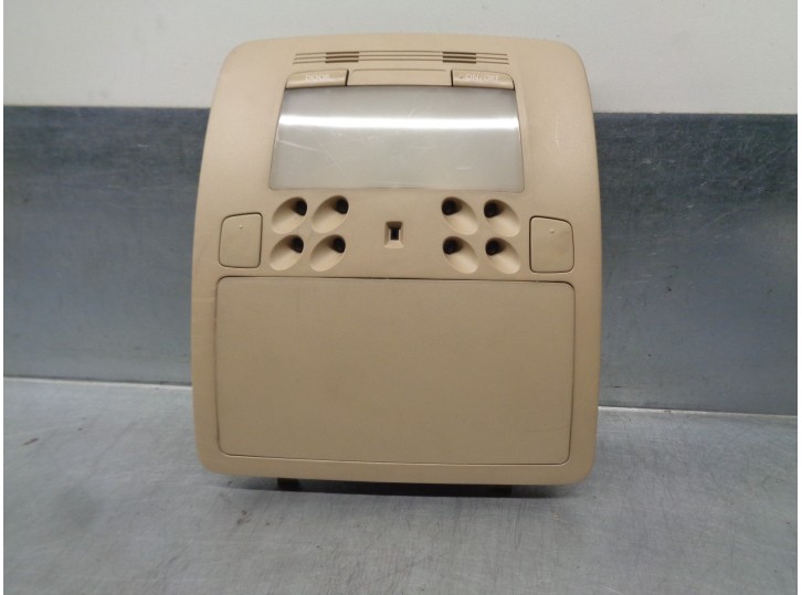 Recambio de luz interior para lexus is 200 (ds2/is2) 220d referencia OEM IAM 8136053010A0 2710003751 