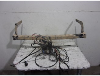 Recambio de enganche remolque para dacia sandero ii 0.9 tce cat referencia OEM IAM 