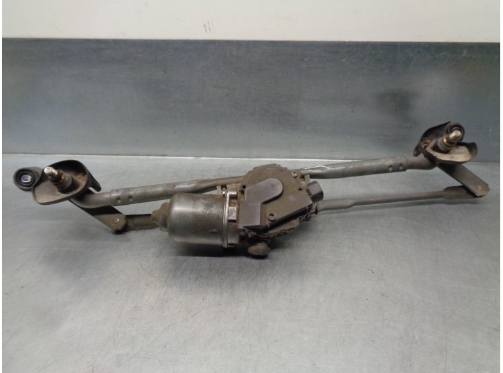 Recambio de motor limpia delantero para lexus is 200 (ds2/is2) 220d referencia OEM IAM 