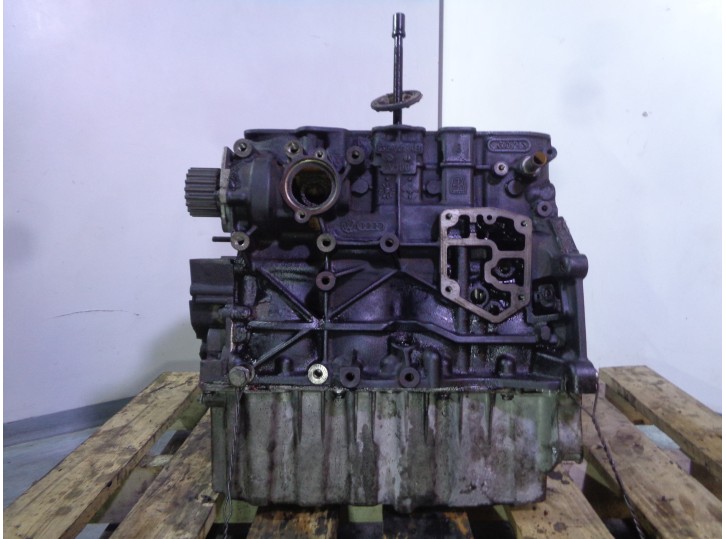 Recambio de bloque para dodge caliber 2.0 16v crd cat referencia OEM IAM BYL 038020 03G021AB