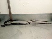 Replacement front right wiper arm for Lancia Voyager MPV (404_) 2.8 CRD (RT, 53) OEM IAM reference 05113044AB K