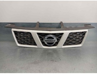 Replacement front grille for Nissan X-Trail (T30) 2.2 16V Turbodiesel CAT OEM IAM reference 62310EQ314 