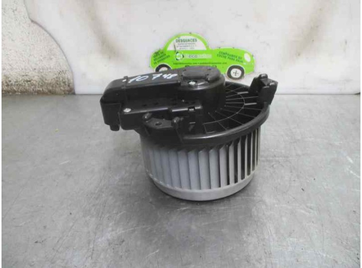 Recambio de motor calefaccion para toyota yaris 1.5 16v cat (híbrido) referencia OEM IAM 0638001981  