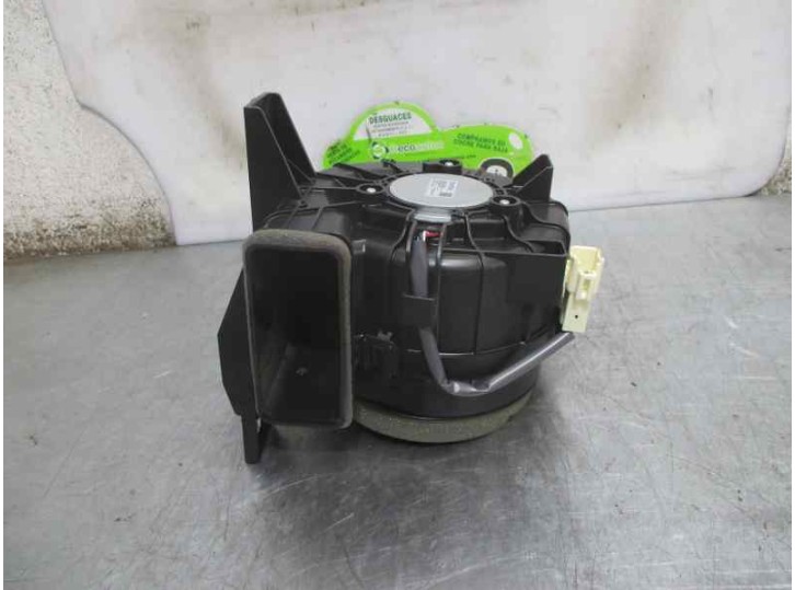 Recambio de electroventilador para toyota yaris 1.5 16v cat (híbrido) referencia OEM IAM G923052020 1509022355 DENSO