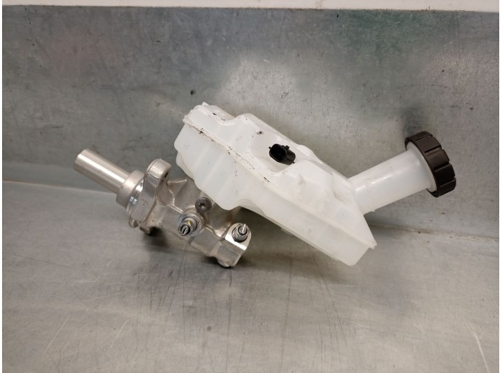 Recambio de bomba freno para dacia sandero iii 1.0 tce 90 referencia OEM IAM 460912995R 460912995R 