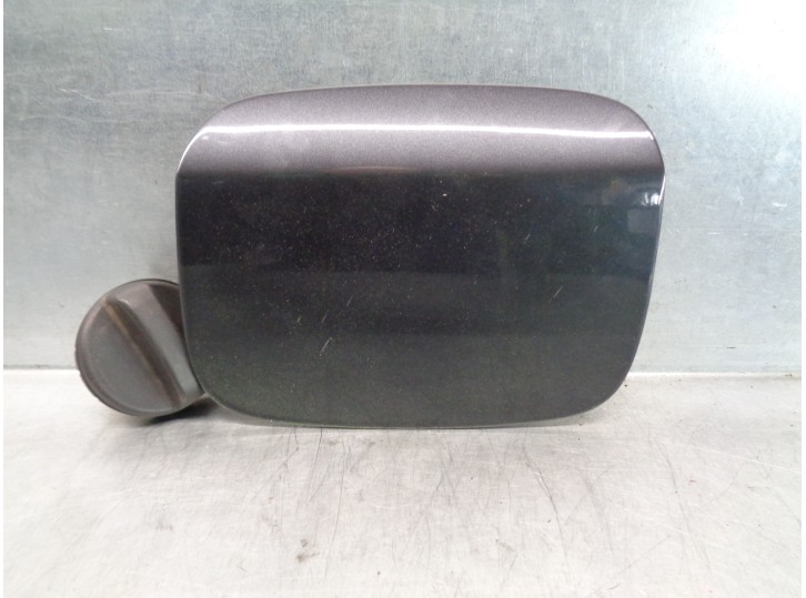 Recambio de tapa exterior combustible para lexus is 200 (ds2/is2) 220d referencia OEM IAM 7735053050 
