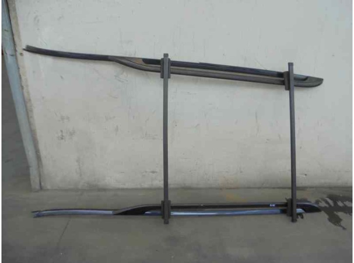 Recambio de portaequipajes para cadillac srx 3.6 v6 cat referencia OEM IAM 15251348 15251349 