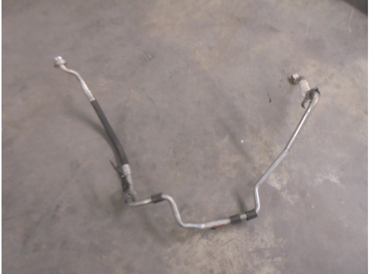 Replacement air conditioning pipes for Volkswagen Passat Variant (365) 2.0 TDI OEM IAM reference 3C0820743CC 