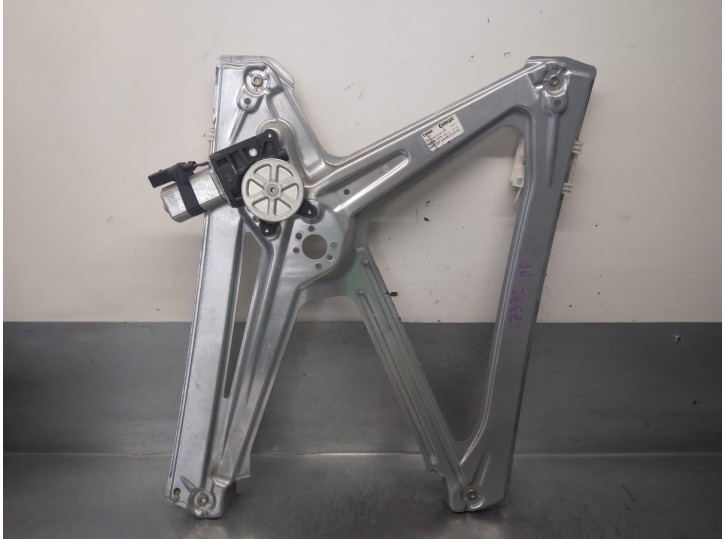 Recambio de elevalunas delantero derecho para smart coupe 1.0 cat referencia OEM IAM A4517200446 2 PINES 3 PUERTAS