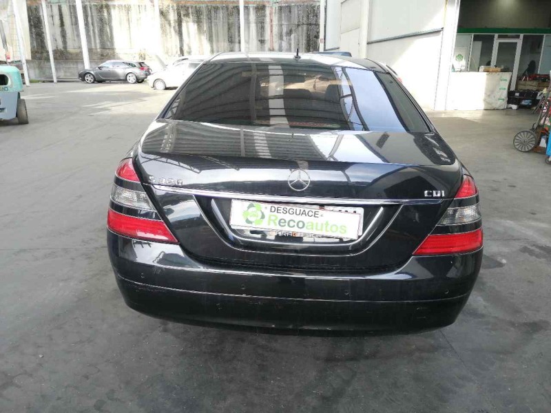 mercedes-benz clase s (w221) berlina del año 2007