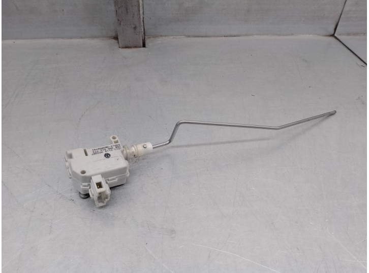 Recambio de motor tapa deposito combustible para volkswagen passat variant (365) 2.0 tdi referencia OEM IAM 3AA810773 