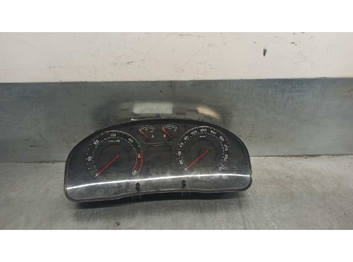 Recambio de cuadro instrumentos para skoda superb (3u4) 1.9 tdi referencia OEM IAM 3U0920810A 110080116 VDO