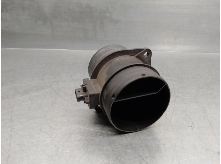 Replacement mass air flow sensor for Volkswagen Passat Variant (365) 2.0 TDI OEM IAM reference 03L906461A 0281002956 BOSCH