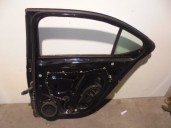 Recambio de puerta trasera derecha para skoda superb (3v3) active referencia OEM IAM 3V5833052 NEGRA ROTULADA 5 PUERTAS