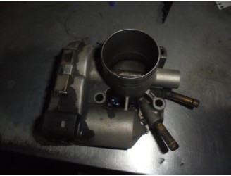 Recambio de caja mariposa para volkswagen polo berlina (6n2) 1.4 referencia OEM IAM 030133062C 0280750095 030133062C