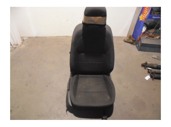 Recambio de asiento delantero derecho para skoda superb (3v3) active referencia OEM IAM  TELA NEGRA 5 PUERTAS