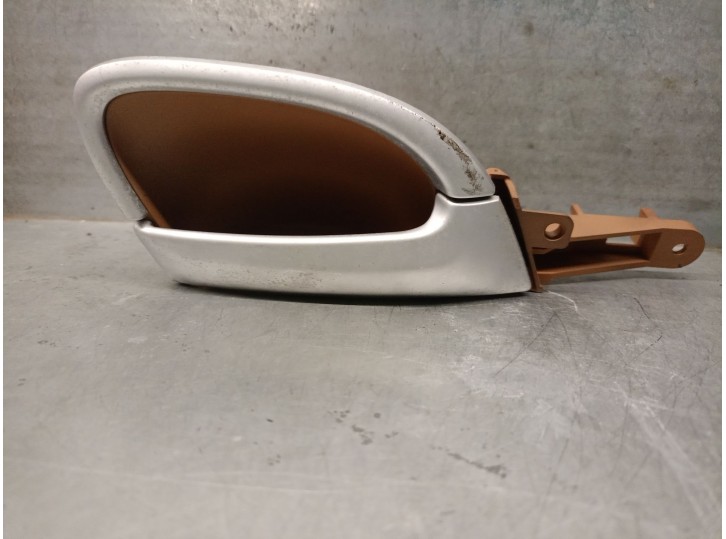 Replacement right front interior door handle for Porsche Cayenne (9PA) 3.2 OEM IAM reference 7L5837114A 