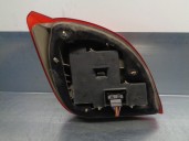 Recambio de piloto trasero derecho para ford fiesta berlina ghia referencia OEM IAM 96FG13N004  
