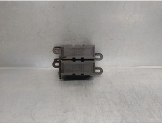 Recambio de caja reles / fusibles para jaguar s-type 2.7 v6 diesel executive referencia OEM IAM XR812486  