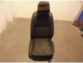 Recambio de asiento delantero derecho para skoda superb (3v3) active referencia OEM IAM TELA NEGRA 5 PUERTAS