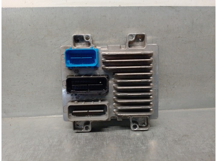 Recambio de centralita motor uce para opel insignia a (g09) 2.0 cdti 4x4 (68) referencia OEM IAM 12648670 12648670AA6S ACDELCO