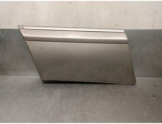 Recambio de moldura para mercedes-benz clase s (w126) berlina+coupe 3.0 referencia OEM IAM 1266903540 A1266903540 