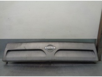 Recambio de rejilla delantera para nissan vanette (c 220) 2.0 diesel referencia OEM IAM 61890Y9600 