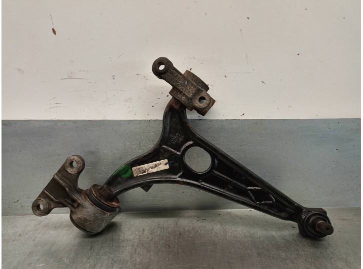 Recambio de brazo suspension inferior delantero derecho para peugeot expert tepee l2h1 allure referencia OEM IAM 3521N9 