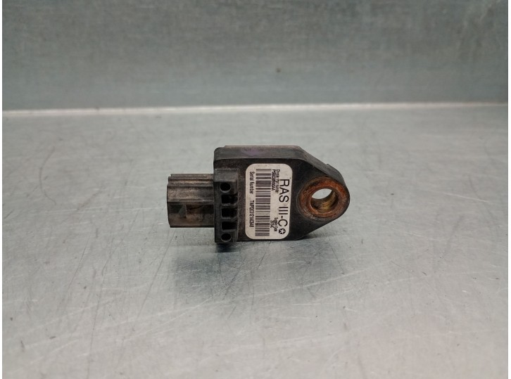 Replacement impact sensor for Lancia Voyager minivan (404_) 2.8 CRD (RT, 53) OEM IAM reference P56038950AA 
