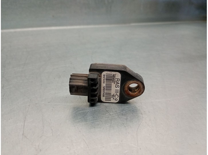 Replacement impact sensor for Lancia Voyager MPV (404_) 2.8 CRD (RT, 53) OEM IAM reference P56038950AA 
