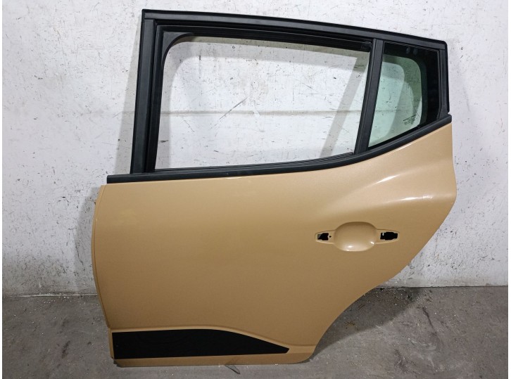 Recambio de puerta trasera izquierda para dacia sandero iii 1.0 tce 90 referencia OEM IAM 821016131R 821016131R 