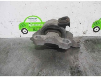 Replacement gearbox mount for Opel Corsa D 1.4 16v OEM IAM reference 13130739 