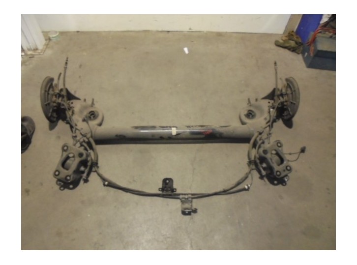 Recambio de puente trasero para fiat tipo ii (357) fam easy referencia OEM IAM PARA DISCOS DE 5 AGUJEROS BURRA 16