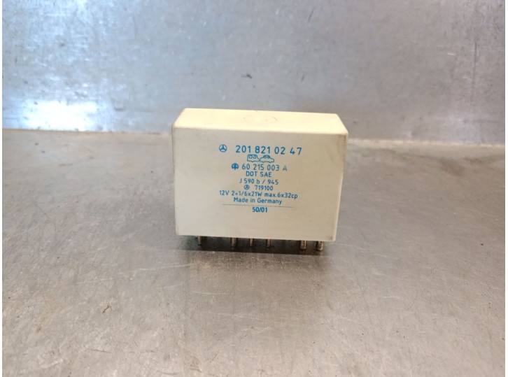 Recambio de rele para mercedes-benz clase c (w202) berlina 1.8 16v cat referencia OEM IAM 2018210247  