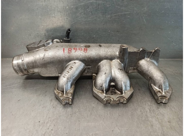Recambio de colector admision para volvo serie 460 1.9 turbodiesel referencia OEM IAM SV10100110  