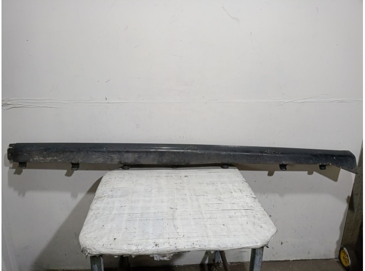 Recambio de faldon lateral para lancia voyager monospace (404_) 2.8 crd (rt, 53) referencia OEM IAM K68069669AA K68069669AA 