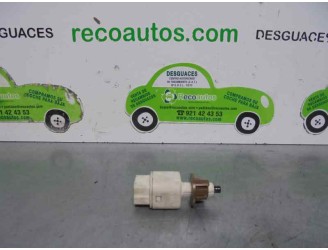 Recambio de interruptor para toyota aygo 1.0 cat referencia OEM IAM 2702K59 